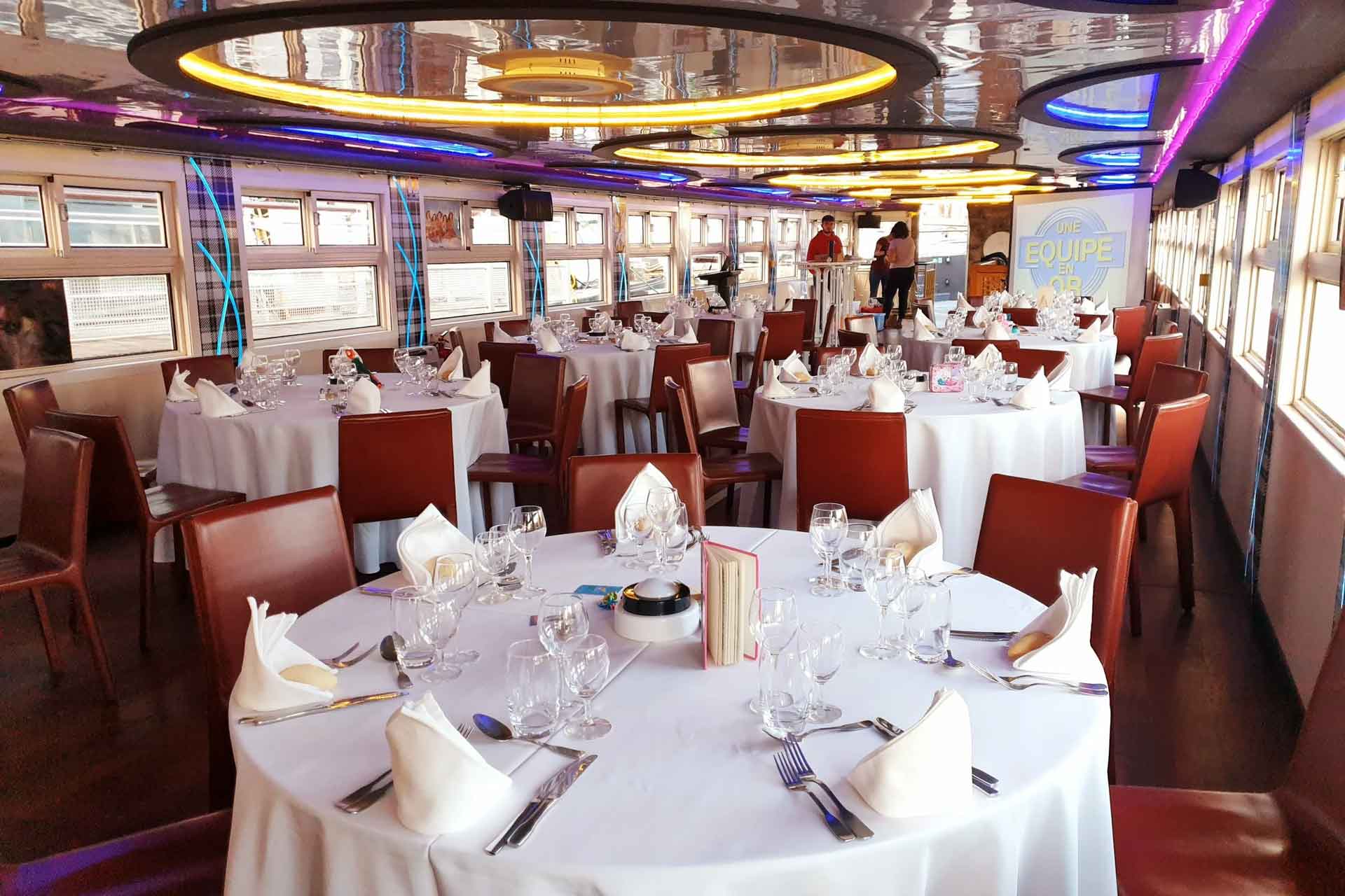 Bateau Le Chansonnier Paris