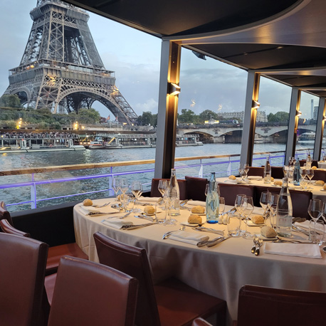Organiser une soirée d’entreprise à Paris sur la Seine