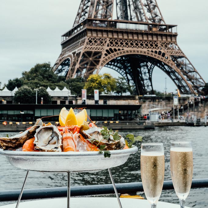 Nos services de location de péniche à Paris